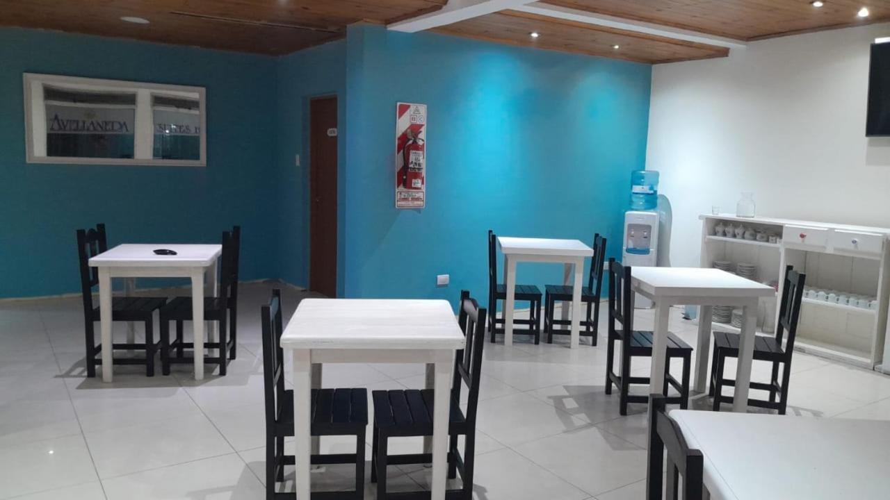 Avellaneda Suites Rio Gallegos Bagian luar foto