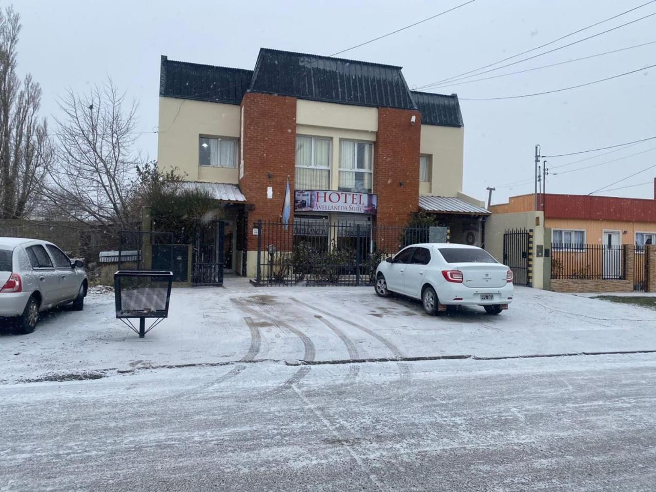 Avellaneda Suites Rio Gallegos Bagian luar foto